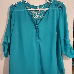 Turquoise top size 2X🦚
